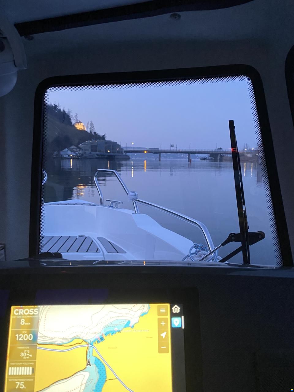 Yamarin Cross 60c Cross Cabin