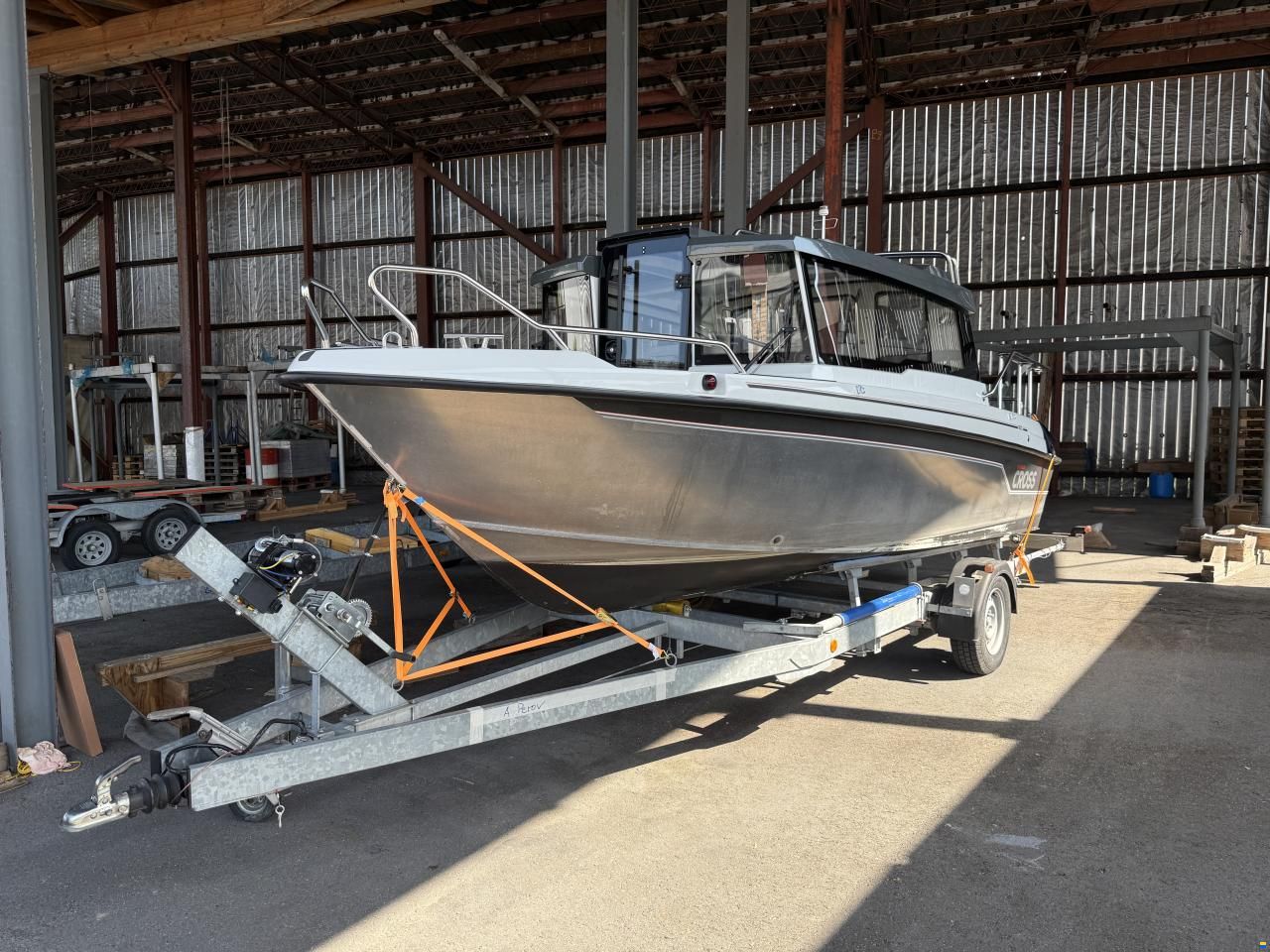 Yamarin Cross 60c Cross Cabin