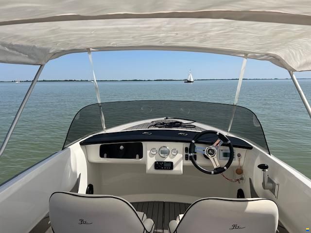 Lex Boats Lex610