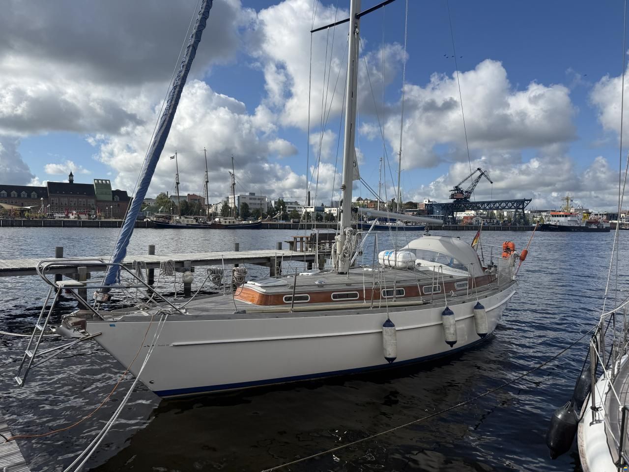 Henningsen & Steckmest Scalar 36