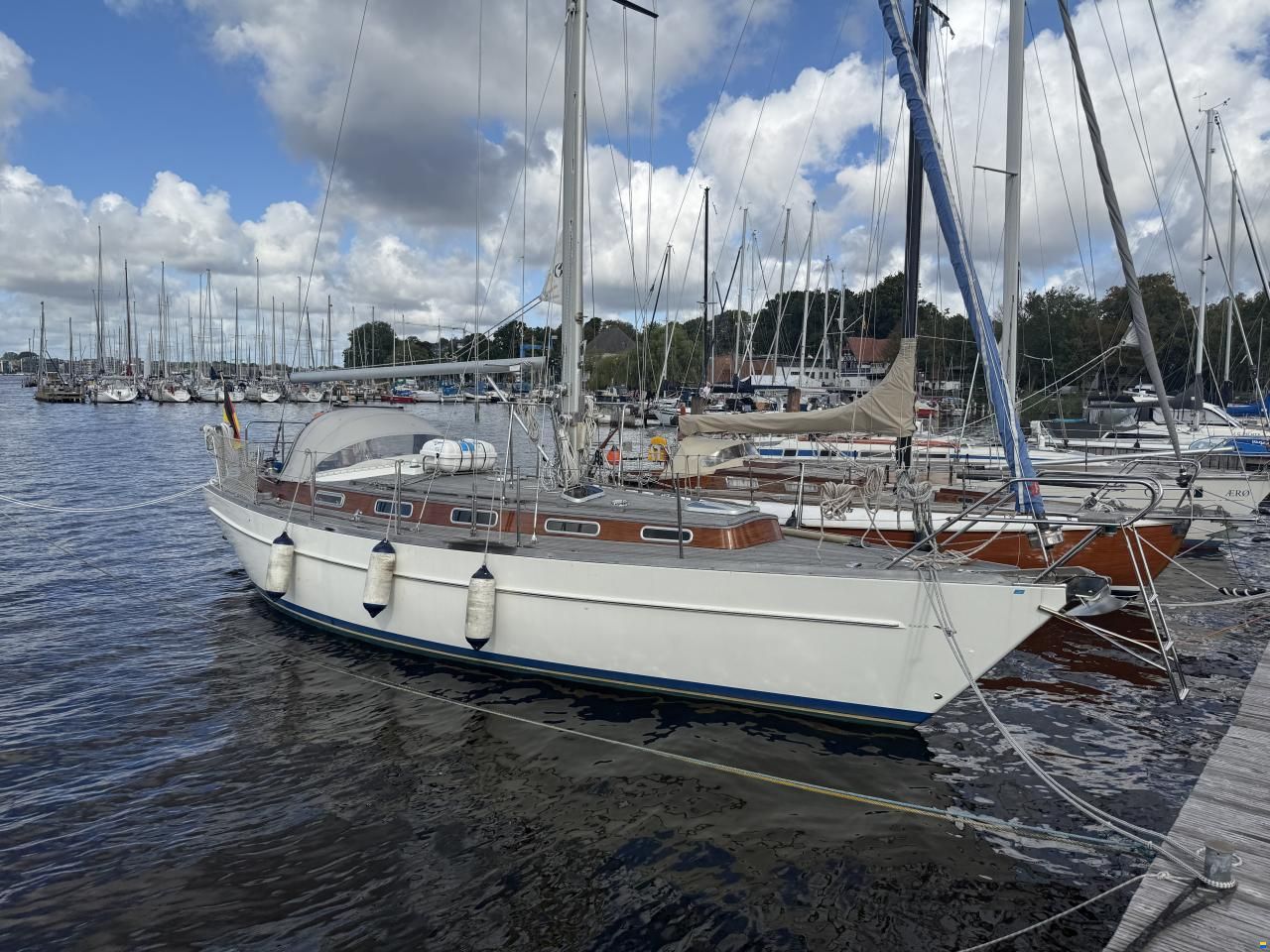 Henningsen & Steckmest Scalar 36