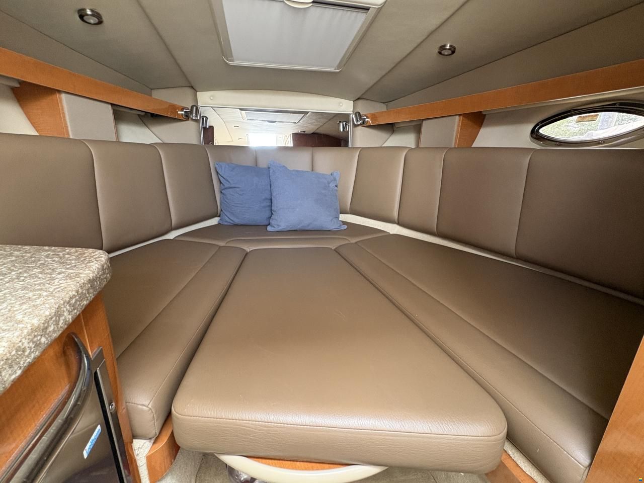 Chaparral 270 Signature