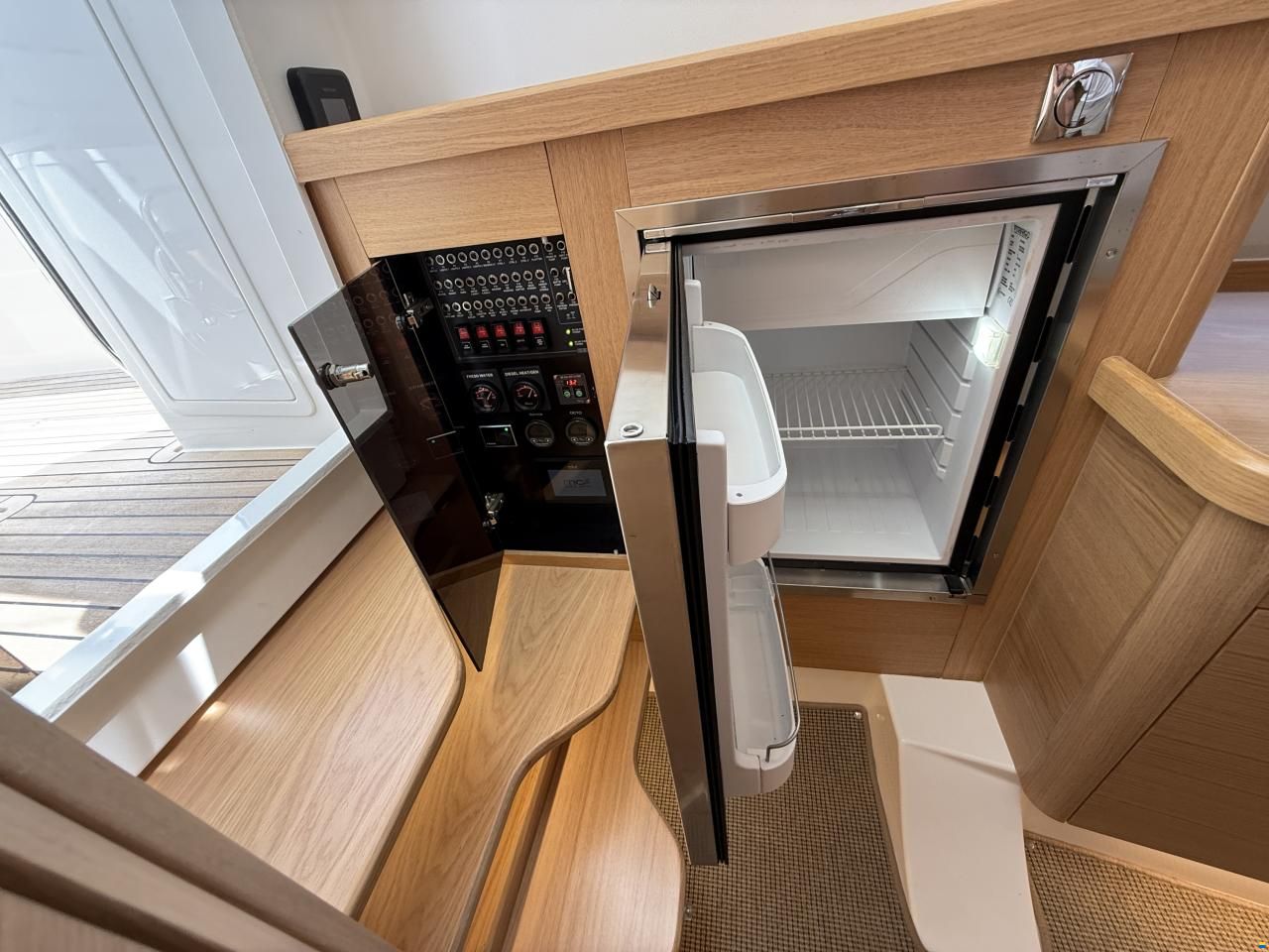 Nimbus T11 - Gyro, Lithiumpaket & Aircon