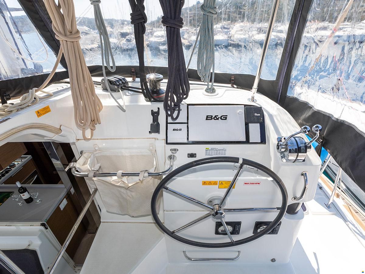 Lagoon 40