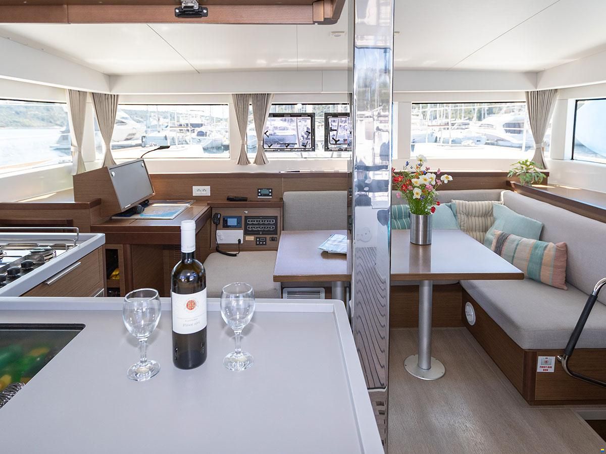 Lagoon 40