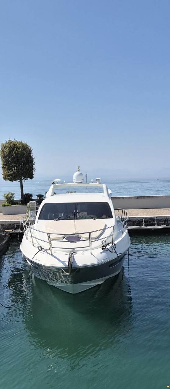 Azimut 43S