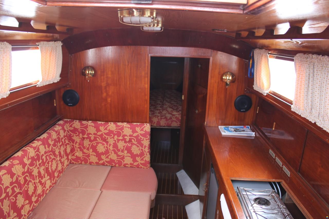 Great Dane GD 28