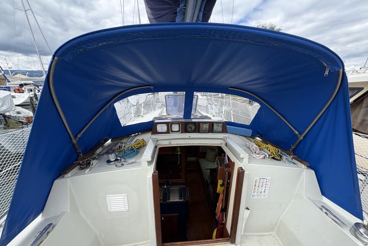 Dufour 35