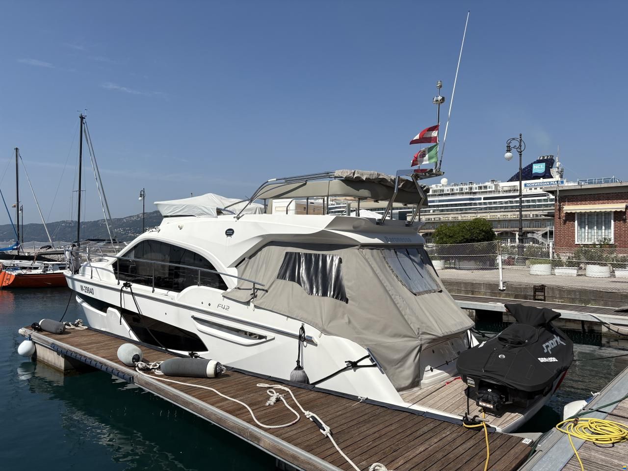 Sessa Fly 42