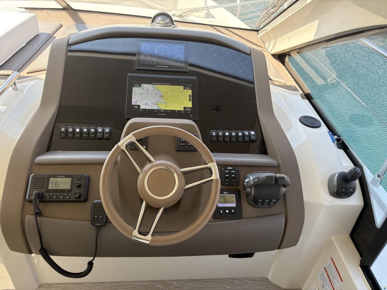 Sessa Fly 42