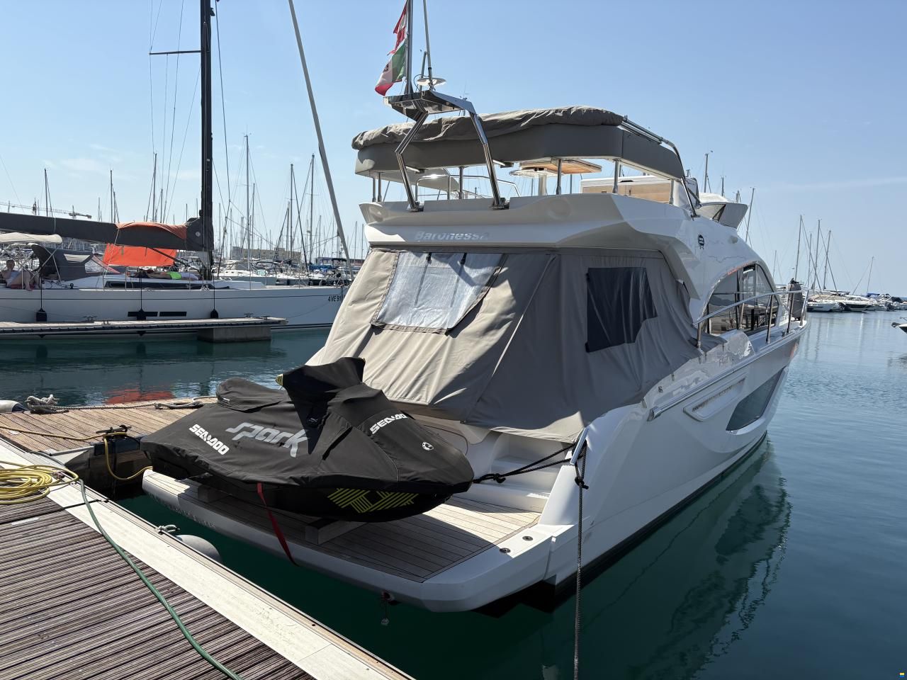 Sessa Fly 42