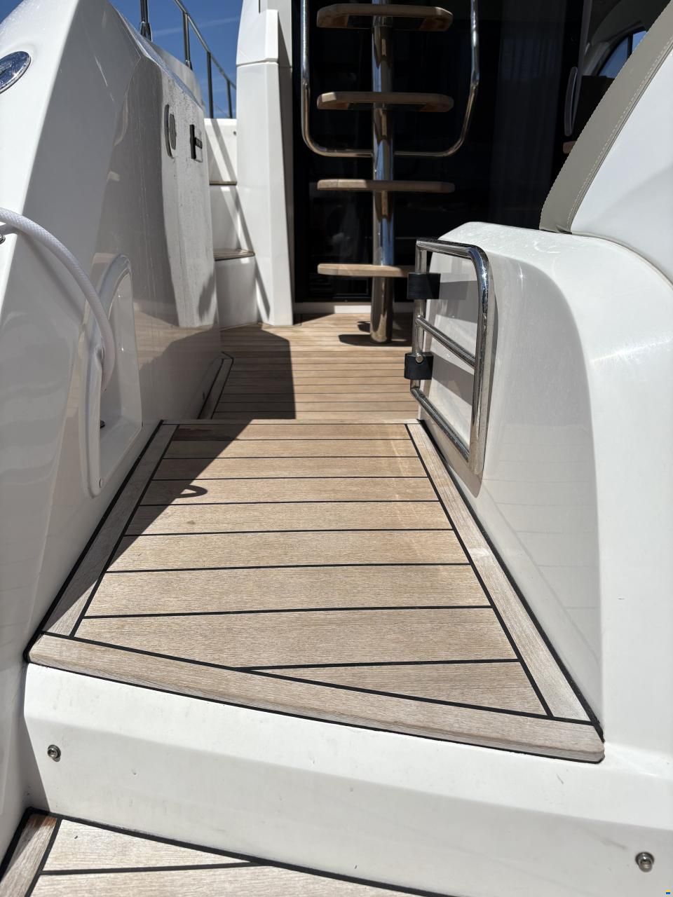 Sessa Fly 42