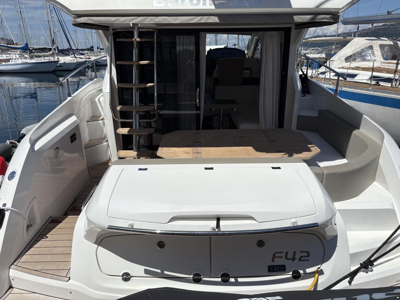 Sessa Fly 42