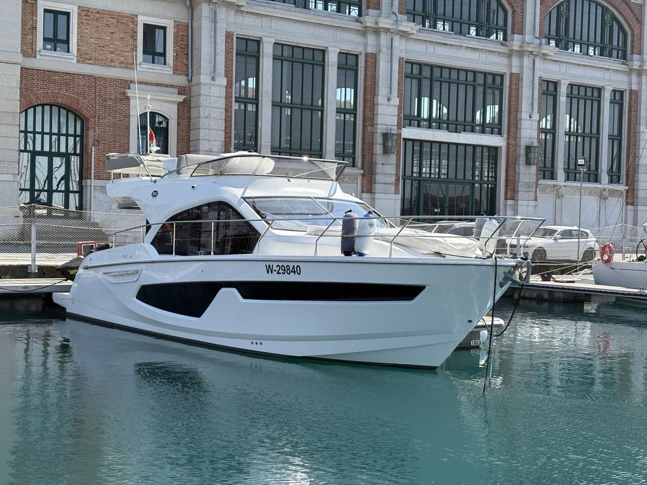 Sessa Fly 42