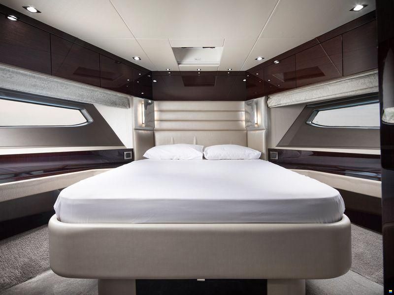 Sunseeker Manhattan 66