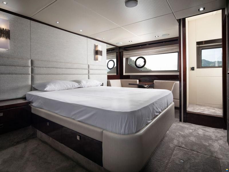 Sunseeker Manhattan 66
