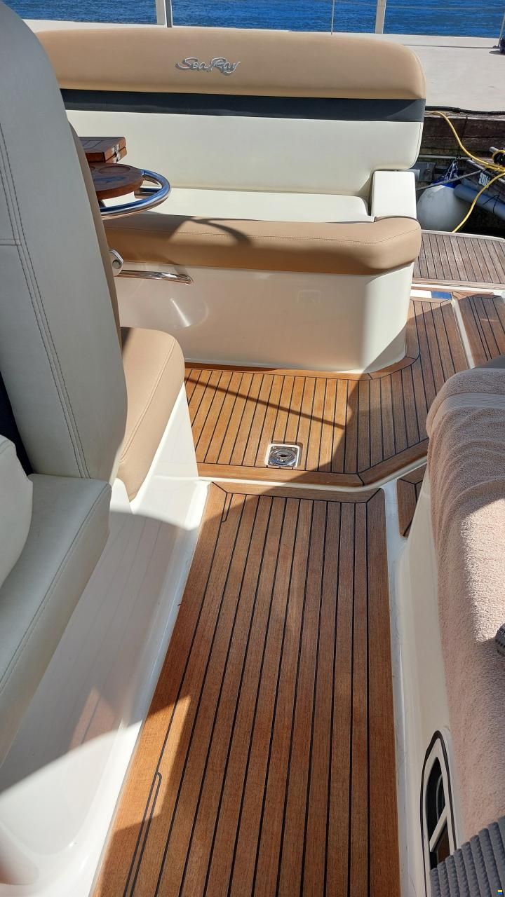 Sea Ray Sundancer 265