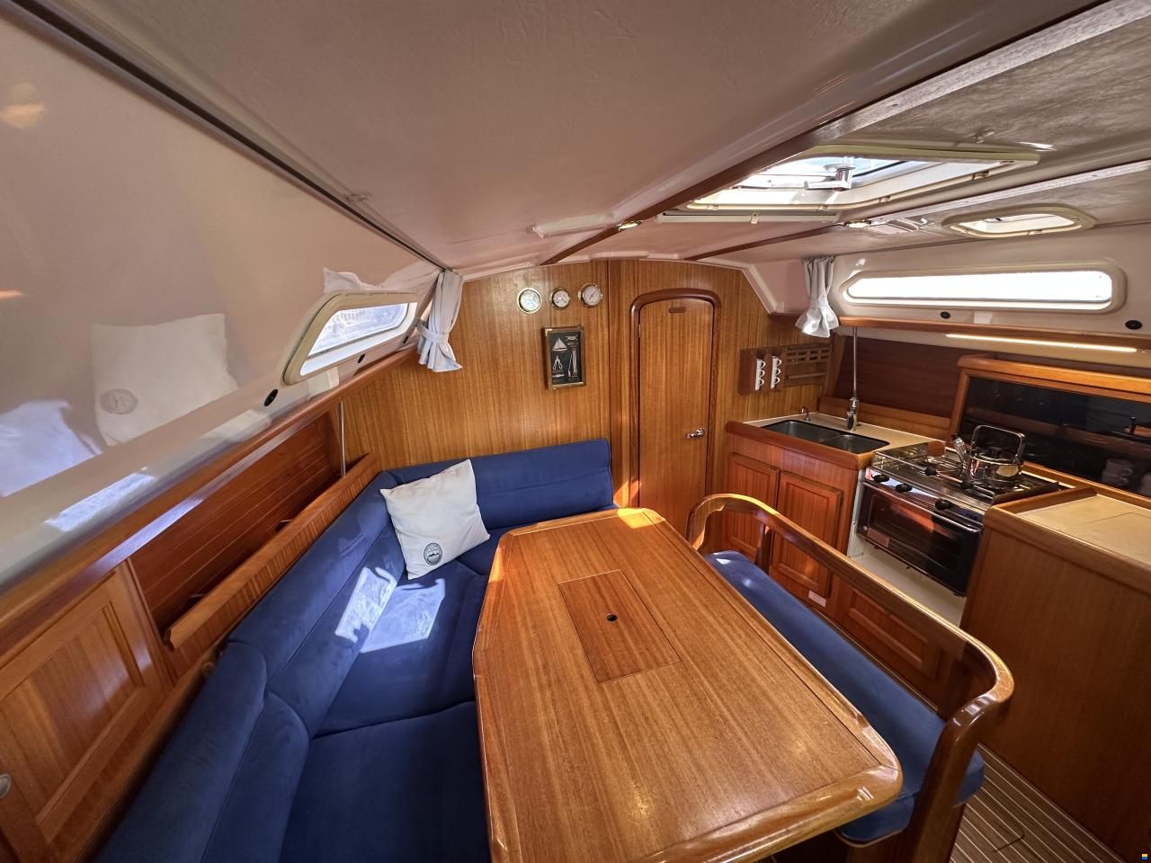 Dufour 36 Classic