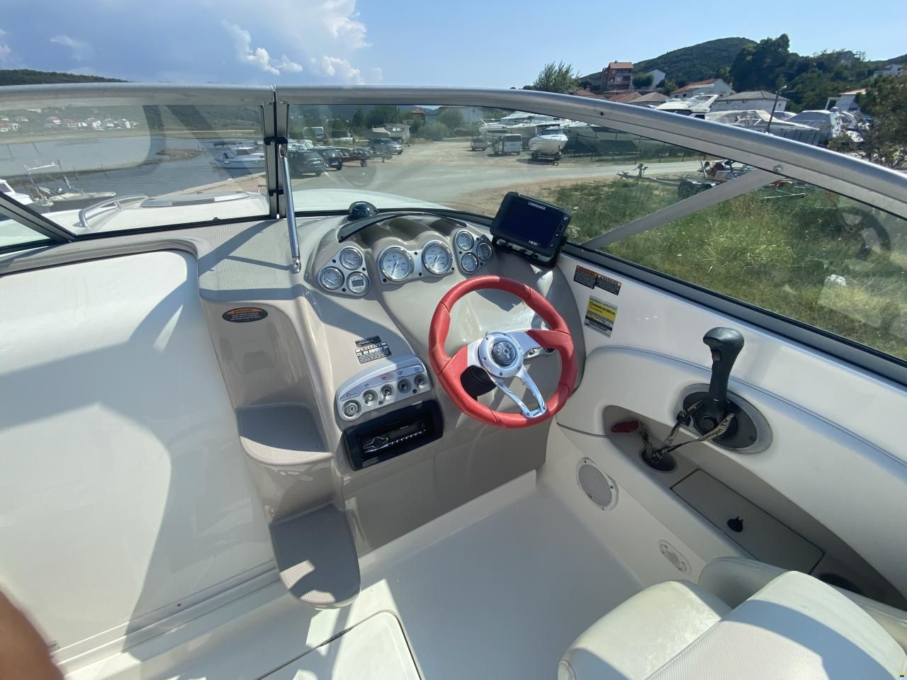 Maxum 2400 SC3