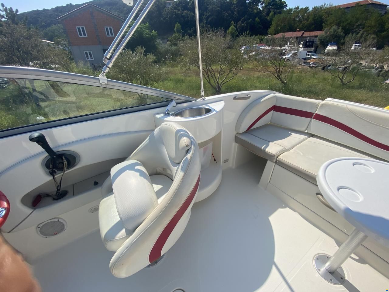 Maxum 2400 SC3