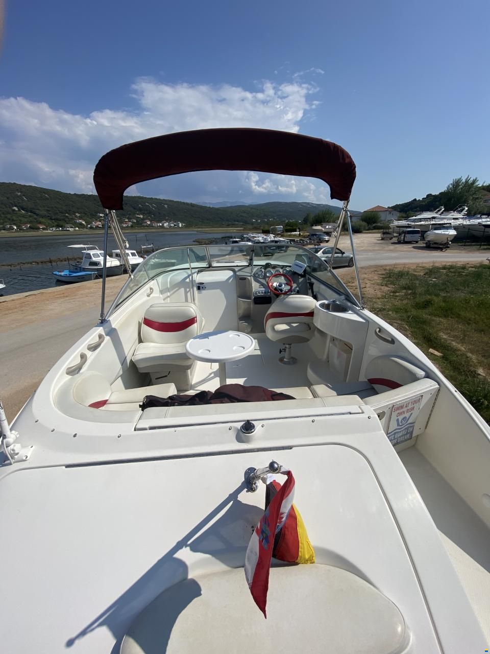 Maxum 2400 SC3