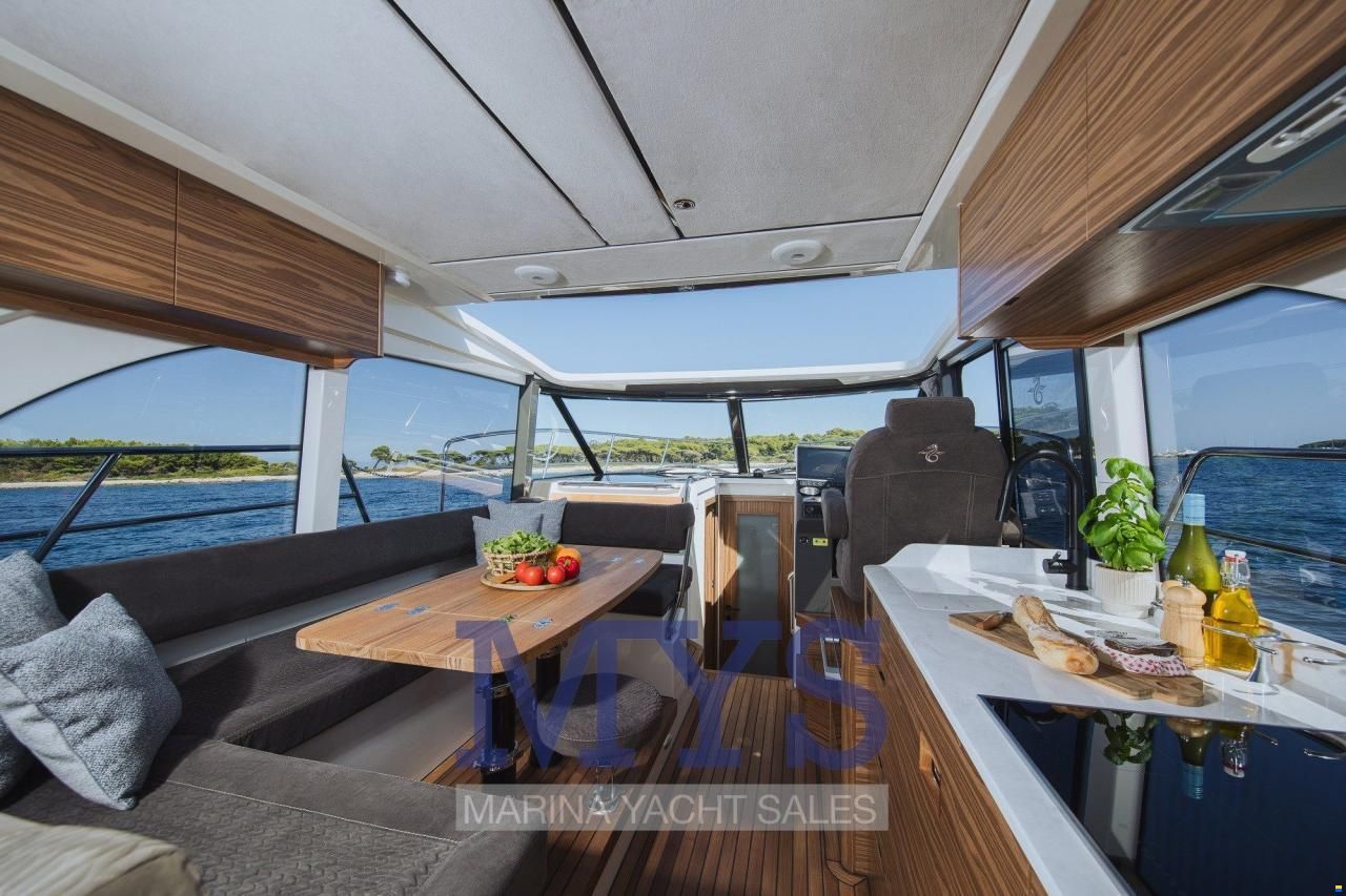 Marex 390