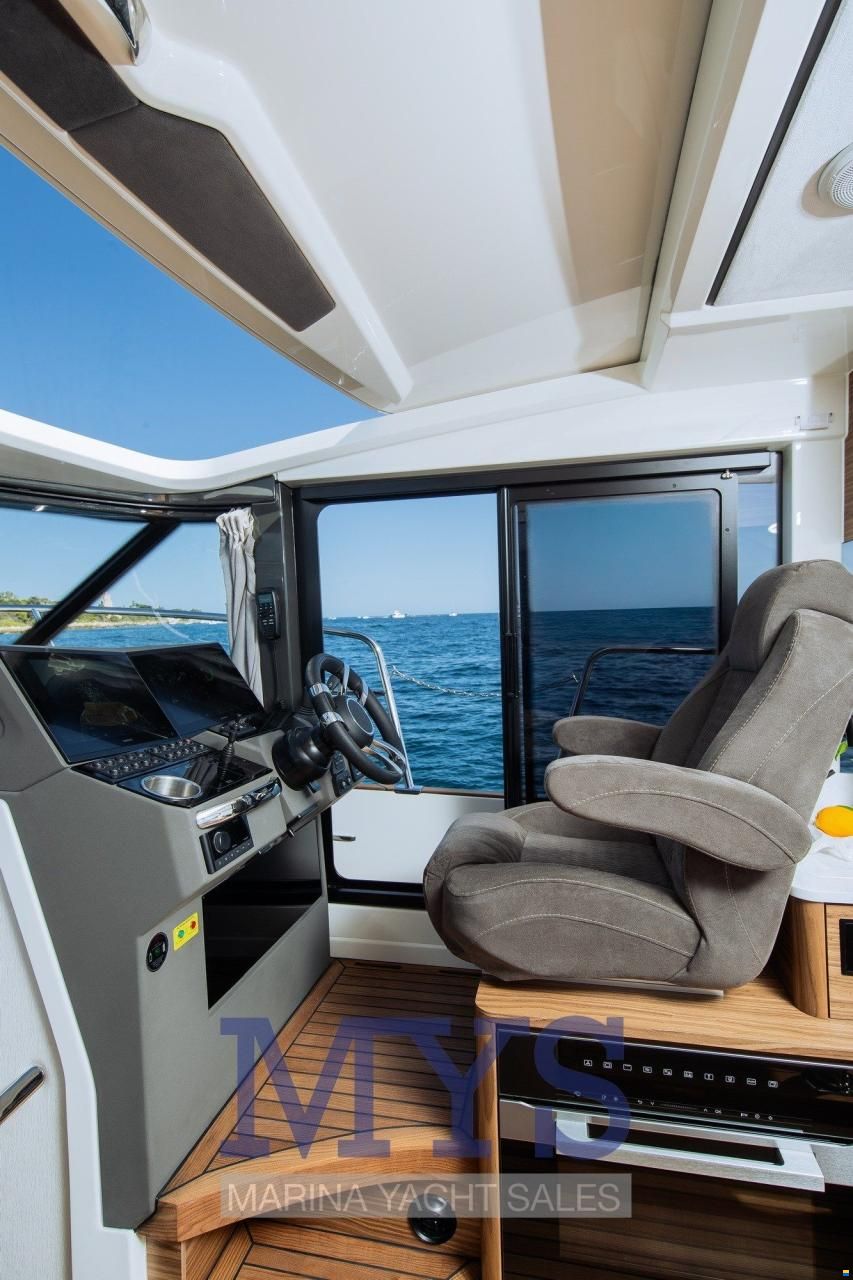 Marex 390