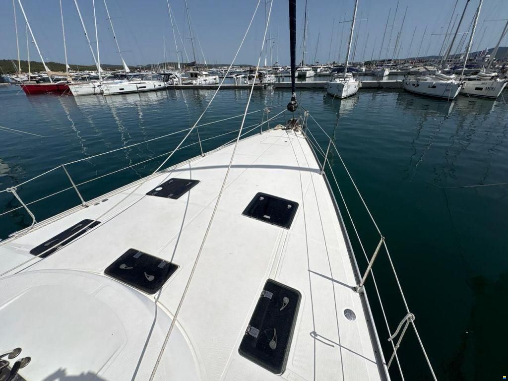 Bavaria Cruiser 55