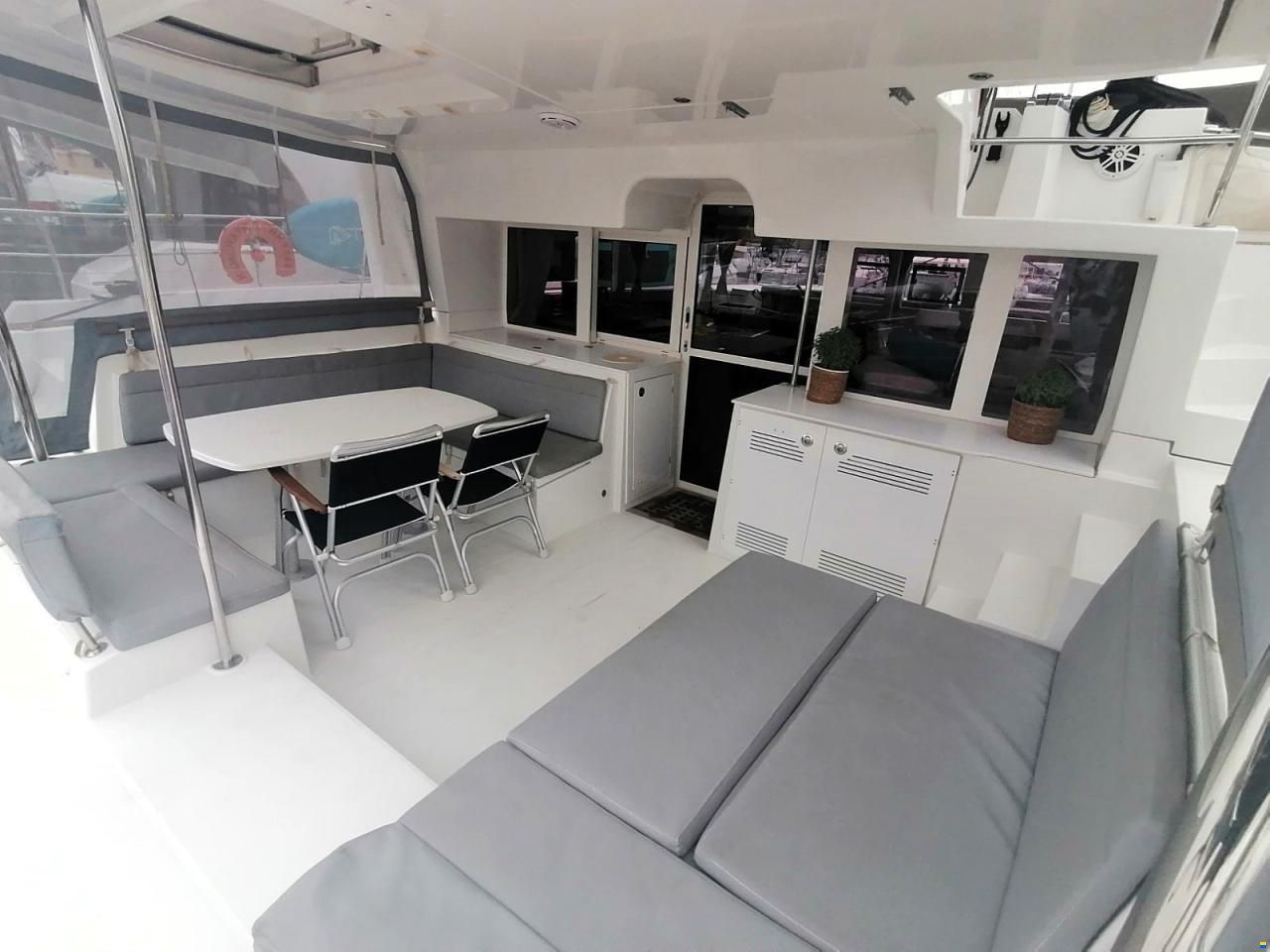 Lagoon 450F