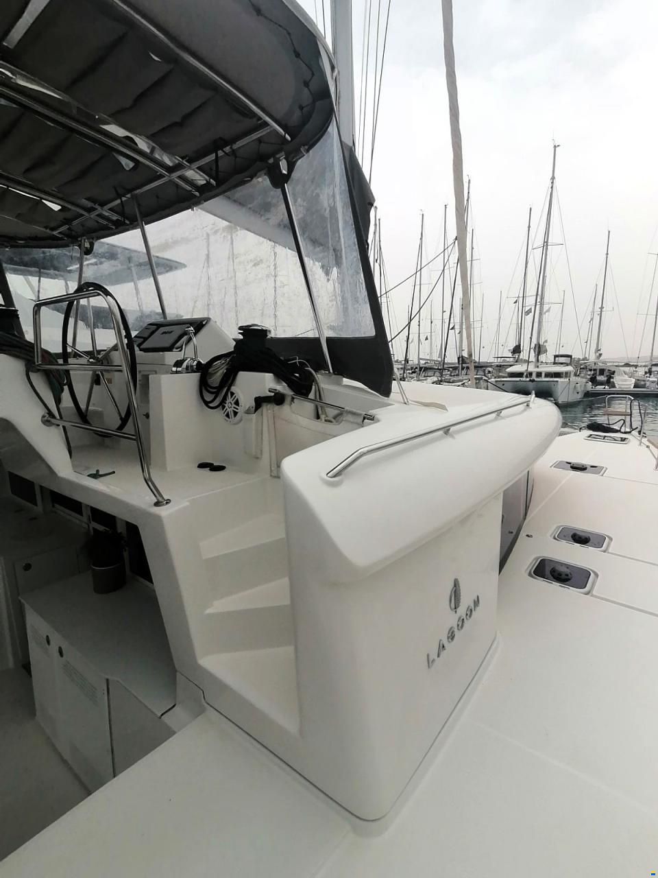 Lagoon 450F