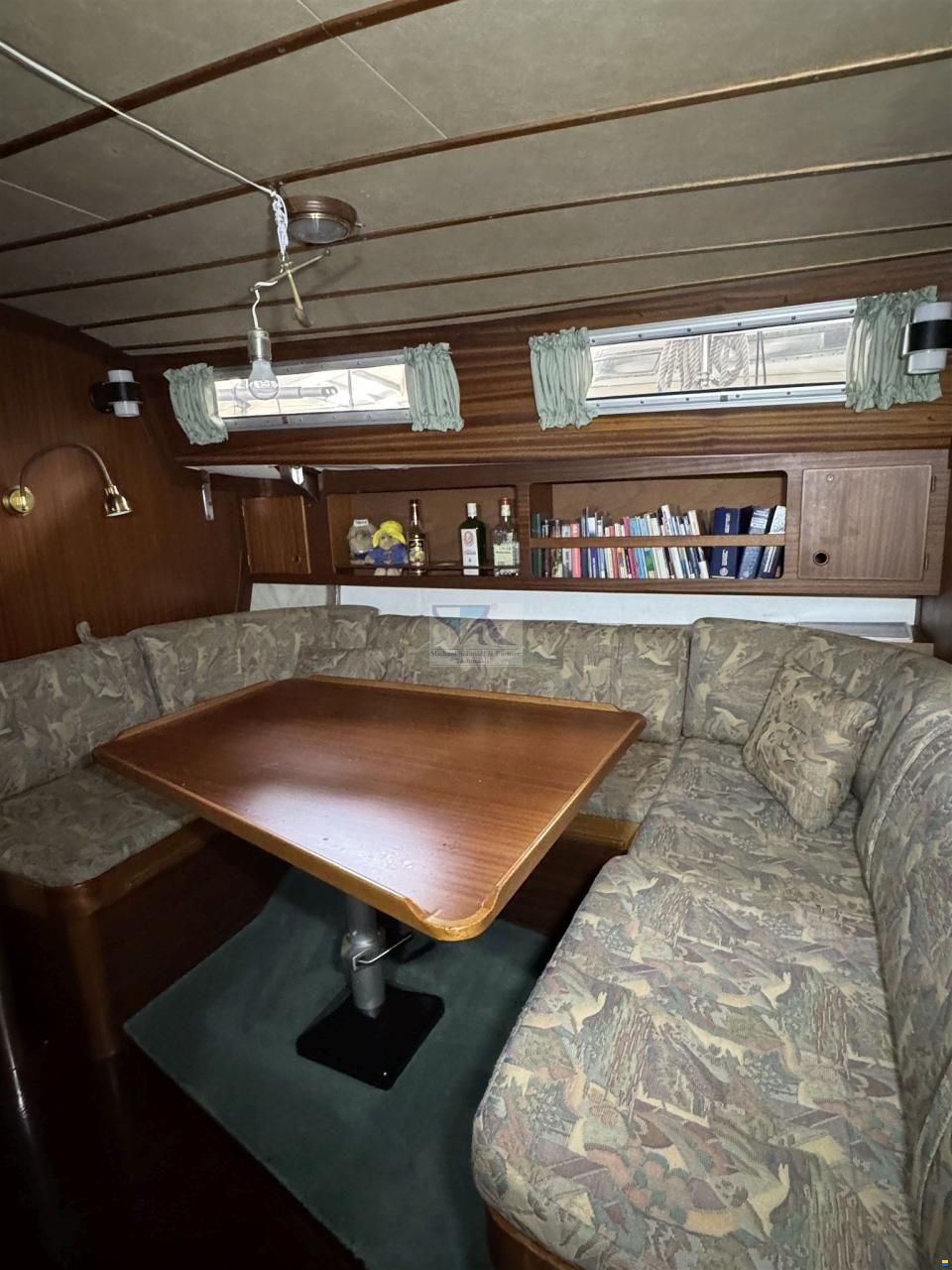 Coronet Elvstr&ouml;m 38