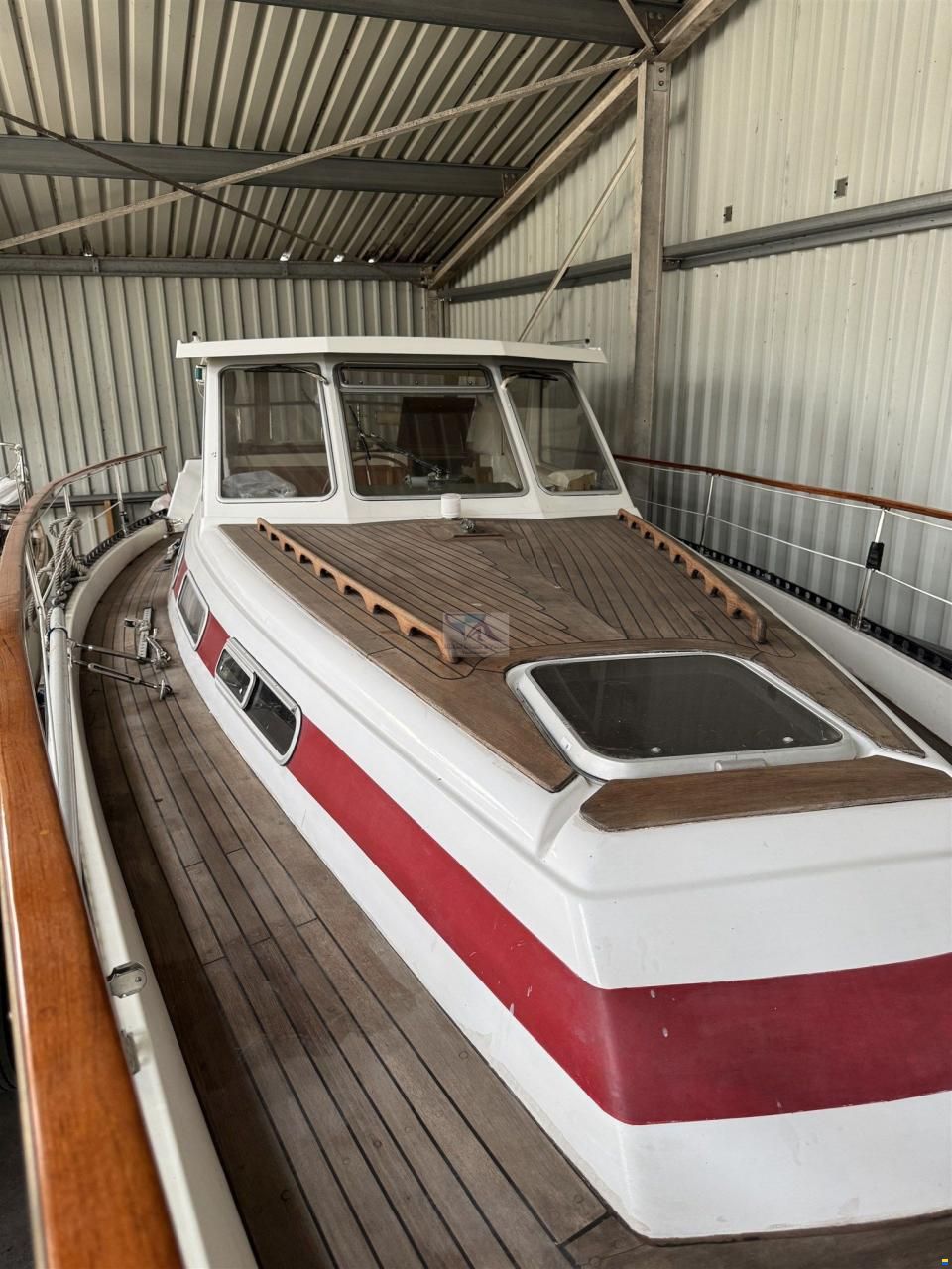 Coronet Elvstr&ouml;m 38