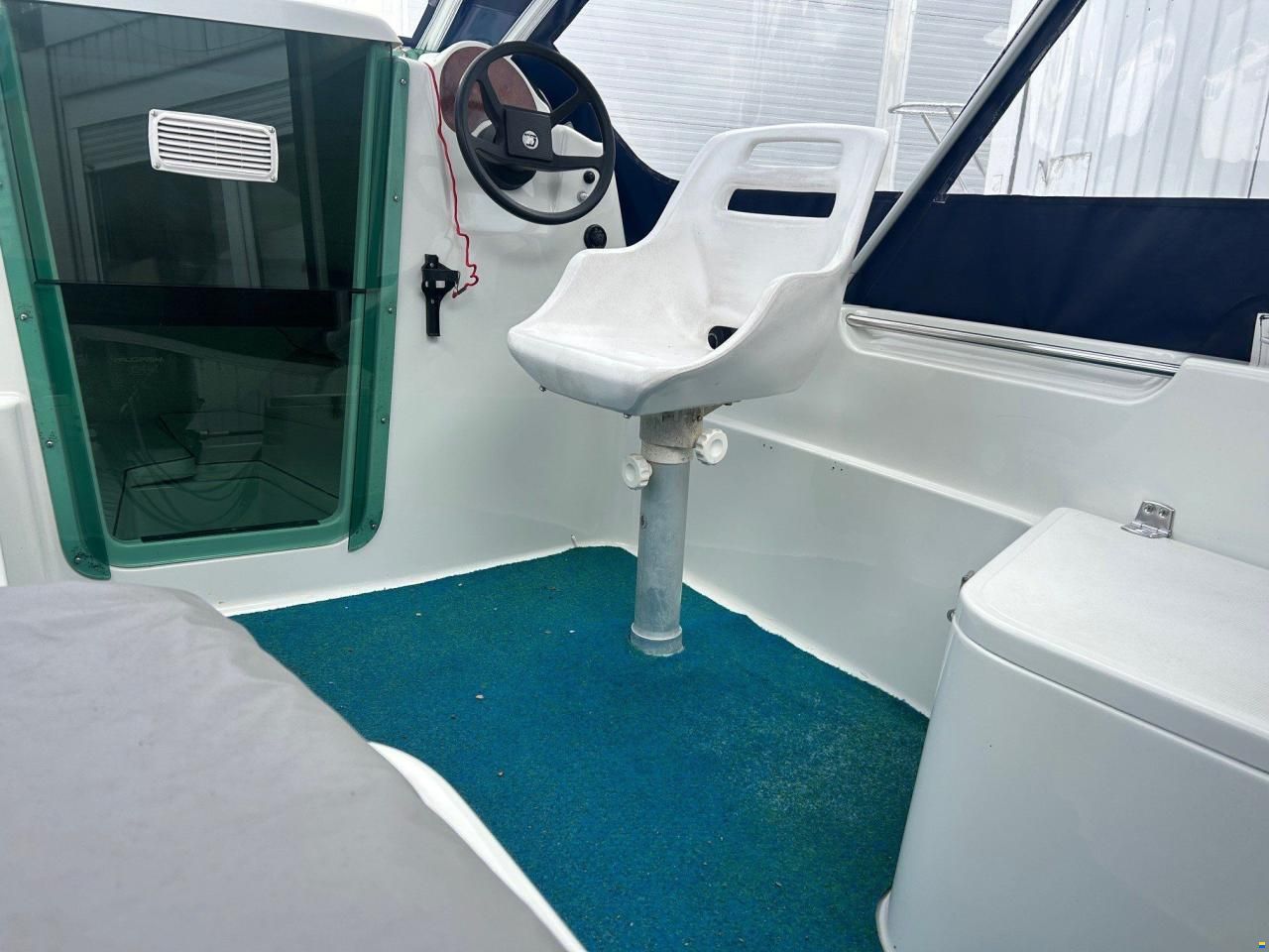Quicksilver 420 CABIN