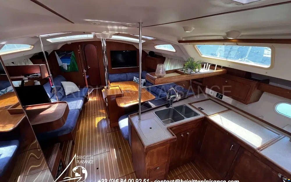 Hunter 410