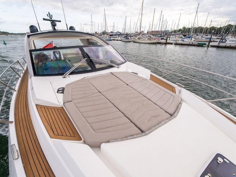 Sunseeker Predator 60 Evo