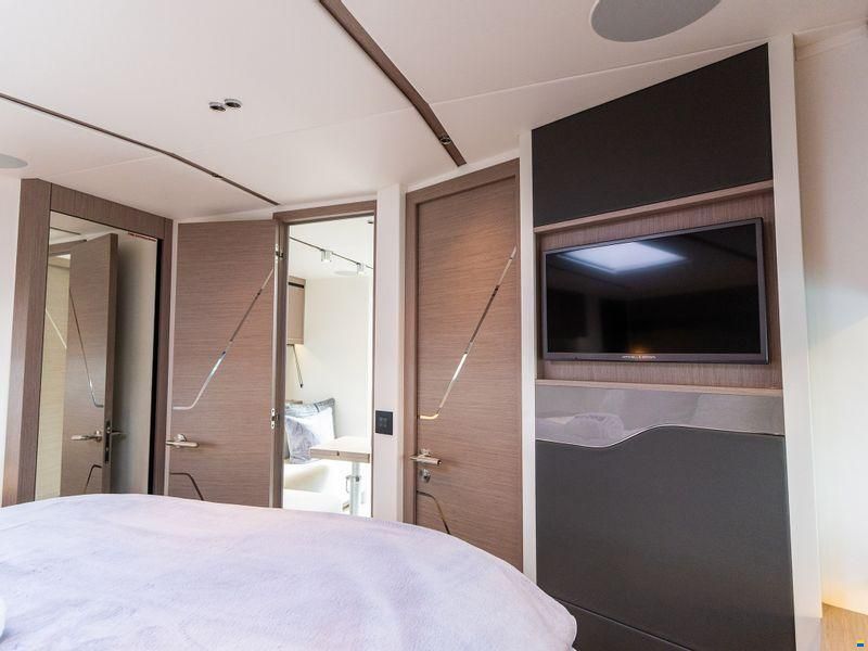 Sunseeker Predator 60 Evo