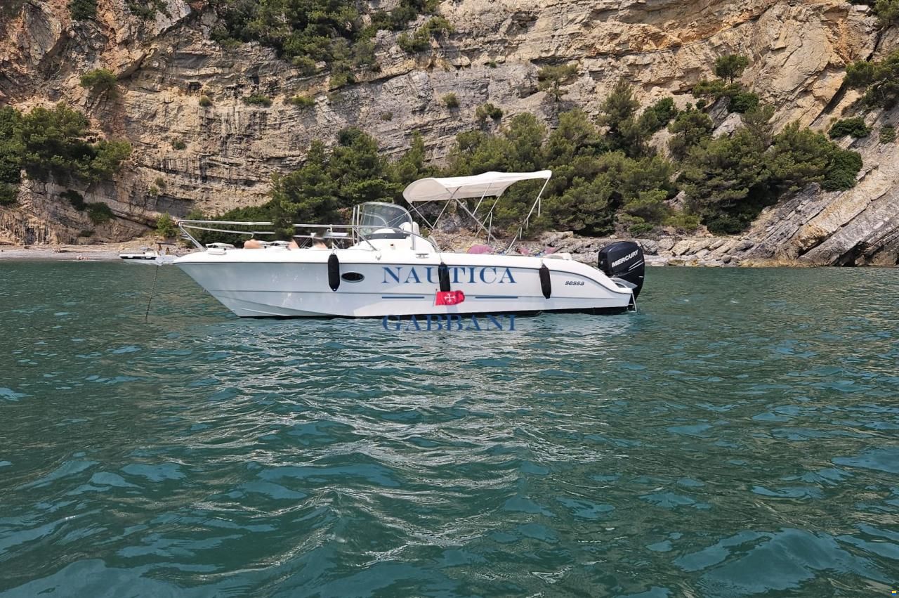 Sessa Key Largo 25 WA