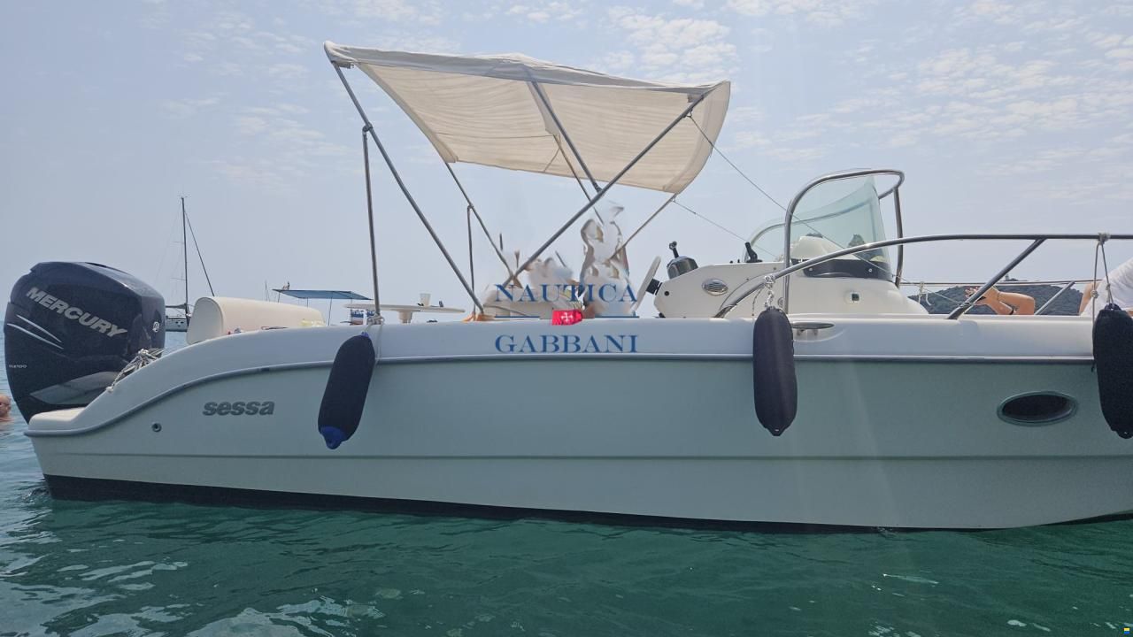 Sessa Key Largo 25 WA