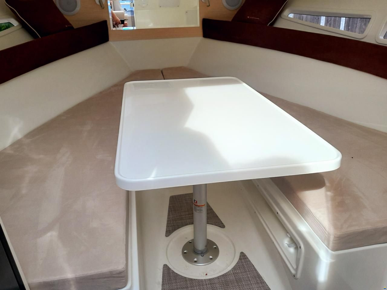 Atlantic Marine 690 Sun Cruiser