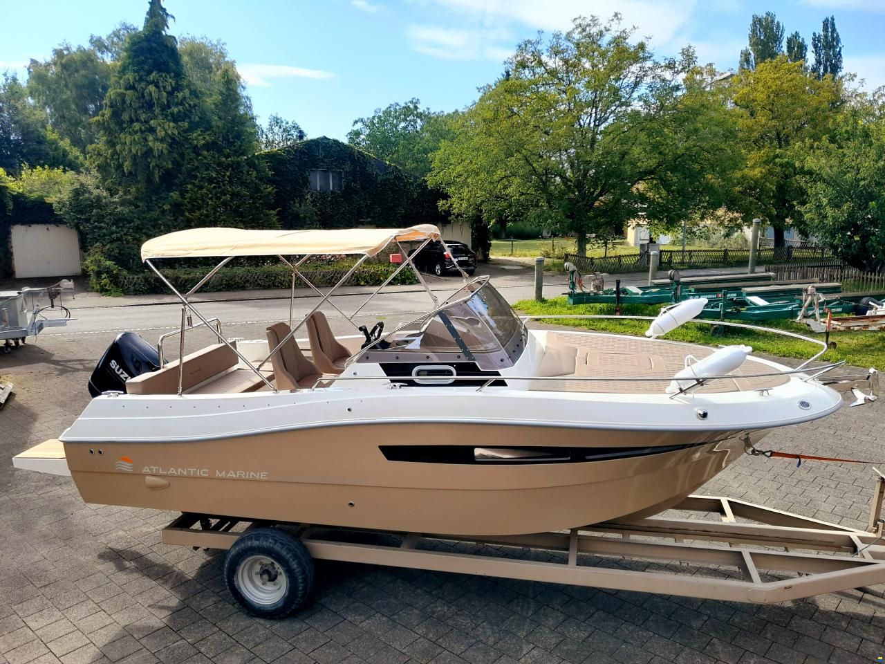 Atlantic Marine 690 Sun Cruiser