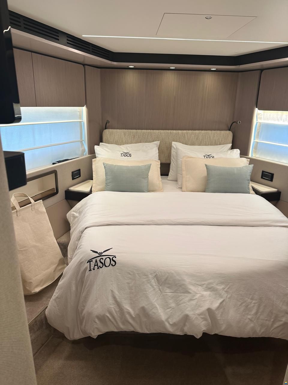 Azimut Flybridge 72