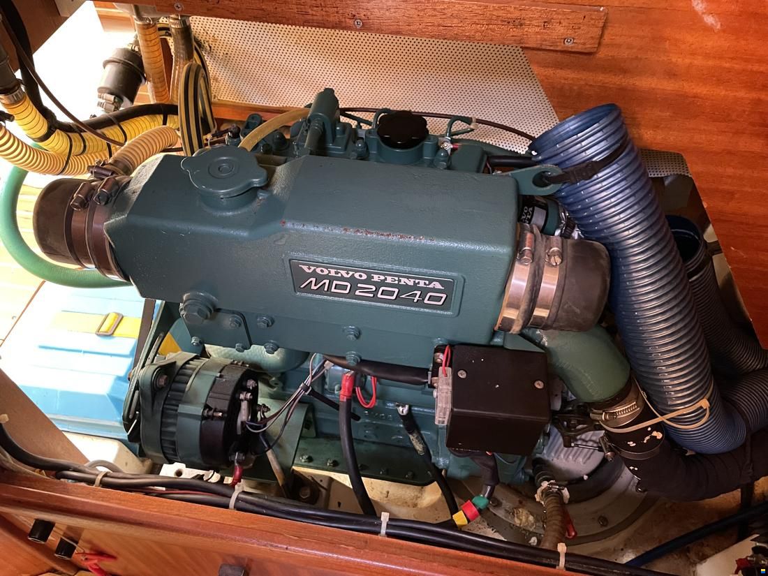 Dufour 38 Classic