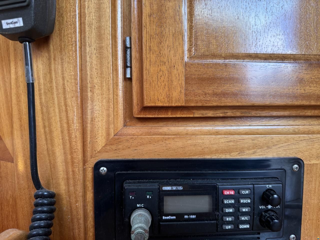 Dufour 38 Classic