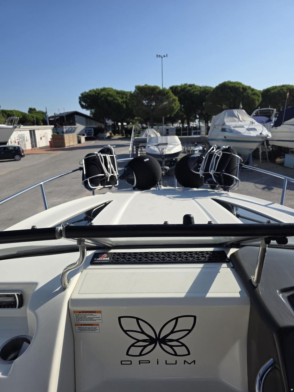 Bayliner 742CU