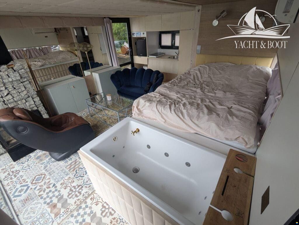HT Houseboats Sp.zo.o. HT5