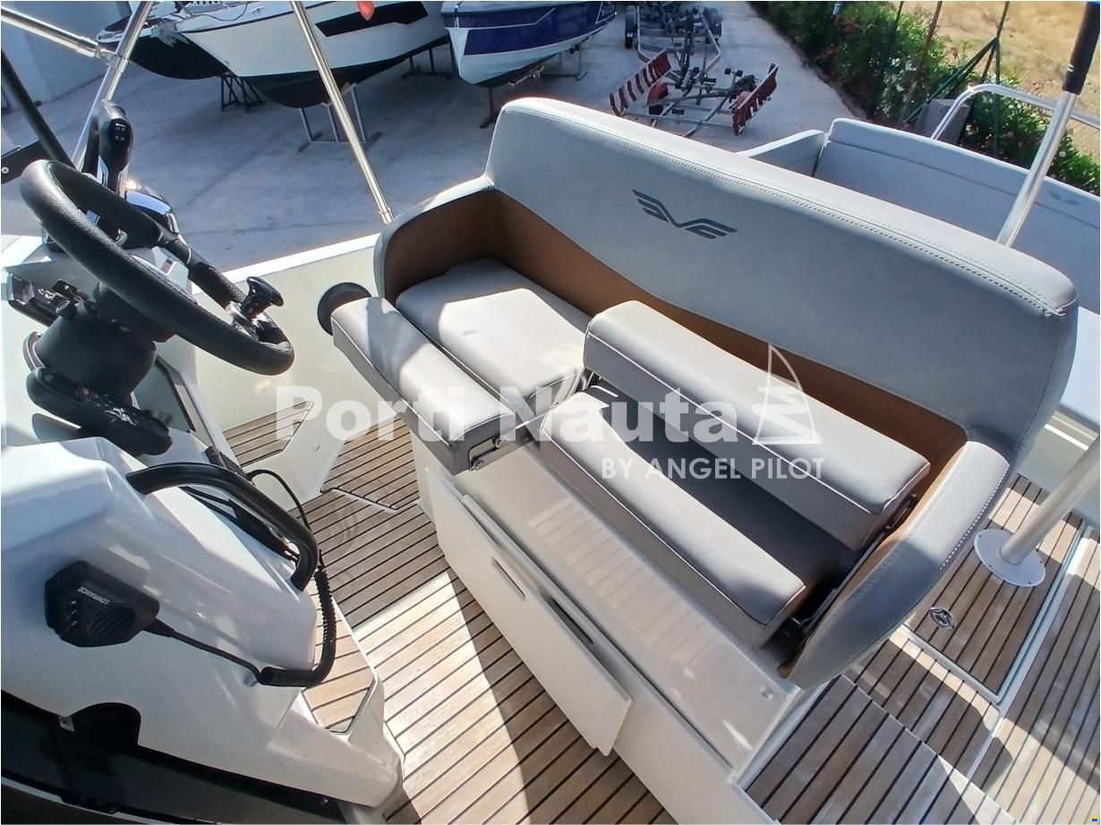Beneteau Flyer 9 Sundeck