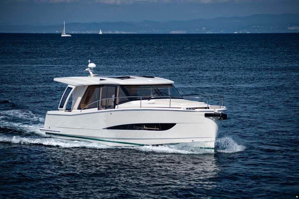 Greenline 39