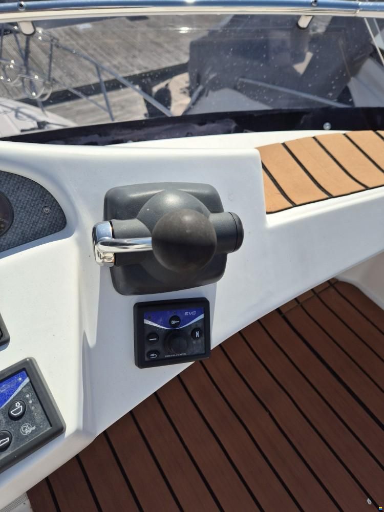 Galeon 290 Fly
