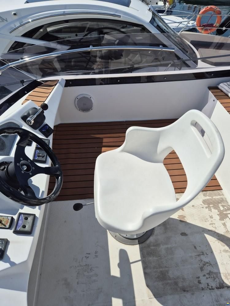 Galeon 290 Fly