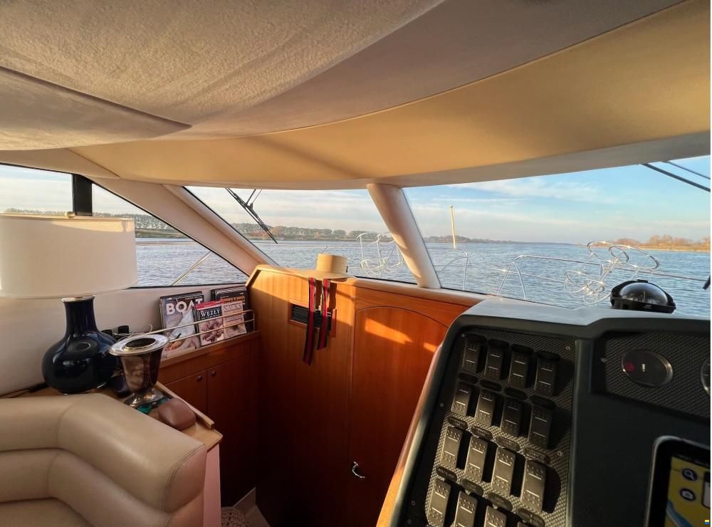 Galeon 290 Fly